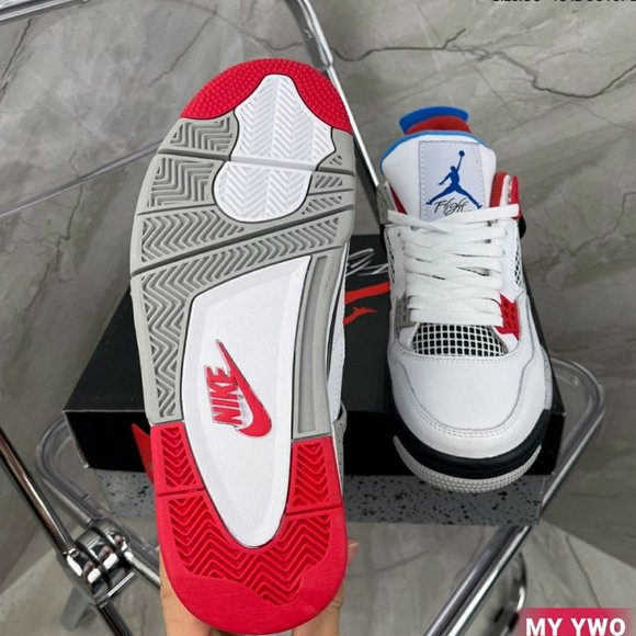 Nike Air Jordan 4 main image 6